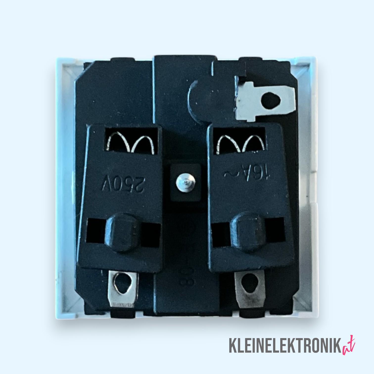 Einbausteckdose 5×5 cm mit Kinderschutz – 16A / 250V – Für Möbel, Wände & DIY-Projekte – Bild 3